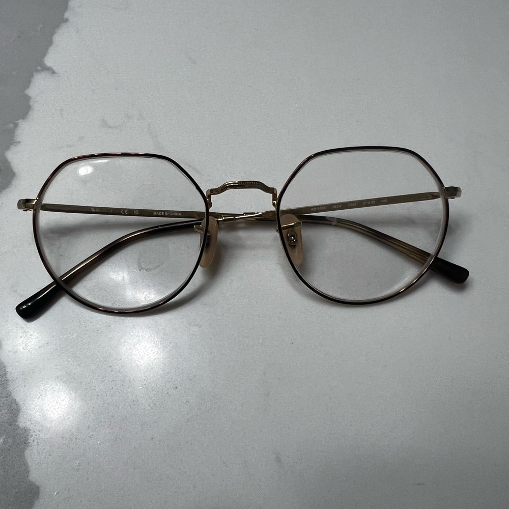 Ray-Ban
RX6465
51--20--140 HAVANA
ON ARISTA